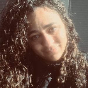 Meet your Posher, Mira